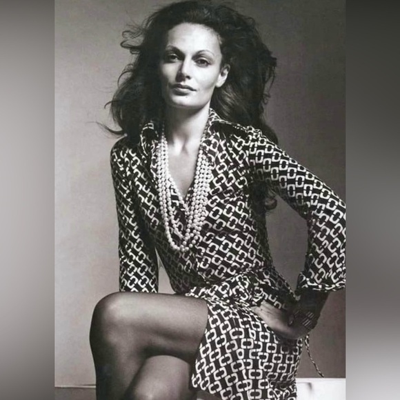 Diane Von Furstenburg Dress MIDI Wrap Silk Jersey Dress Size 4 VINTAGE - Picture 1 of 11